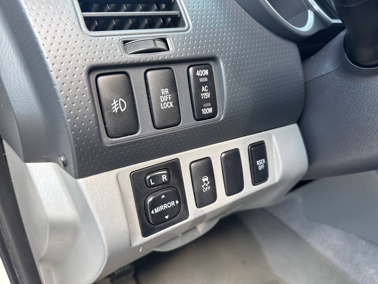 Used 2010 Toyota Tacoma PreRunner RWD image 17