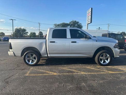 Used 2017 RAM 1500 Express AWD/4WD image 6