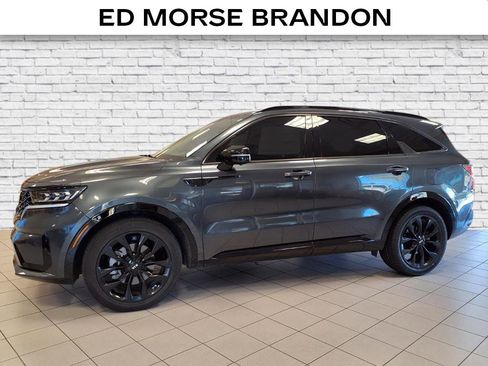 Used 2021 Kia Sorento SX image 2