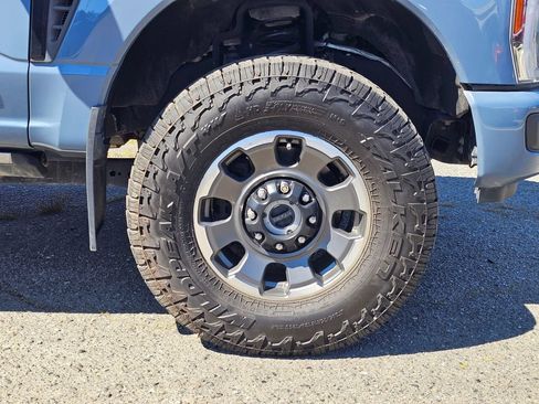 Used 2023 Ford F350 Lariat w/ Lariat Ultimate Package AWD/4WD image 10