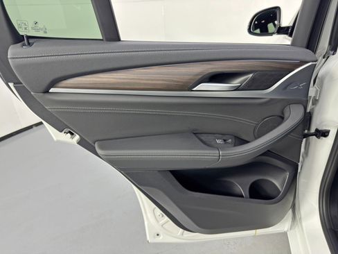 Used 2021 BMW X3 xDrive30e w/ Executive Package image 45