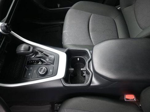 Certified 2025 Toyota RAV4 XLE AWD/4WD image 31