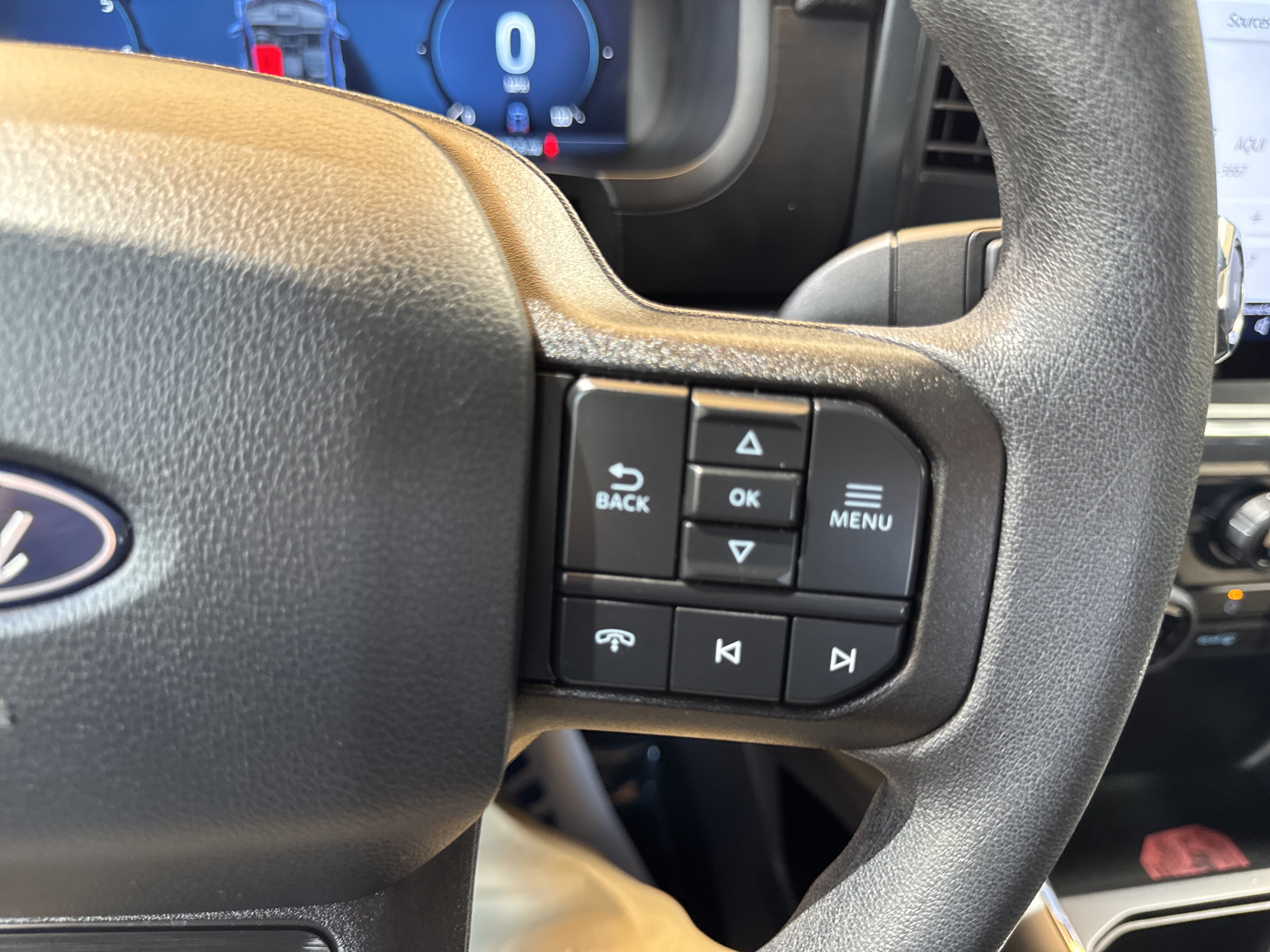 Used 2025 Ford F150 STX w/ Equipment Group 200A RWD image 30