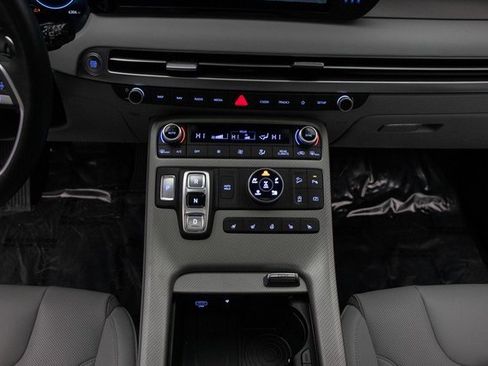 Used 2024 Hyundai Palisade SEL w/ Premium Package image 25