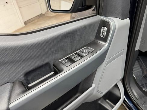 Certified 2022 Ford F150 XLT image 11