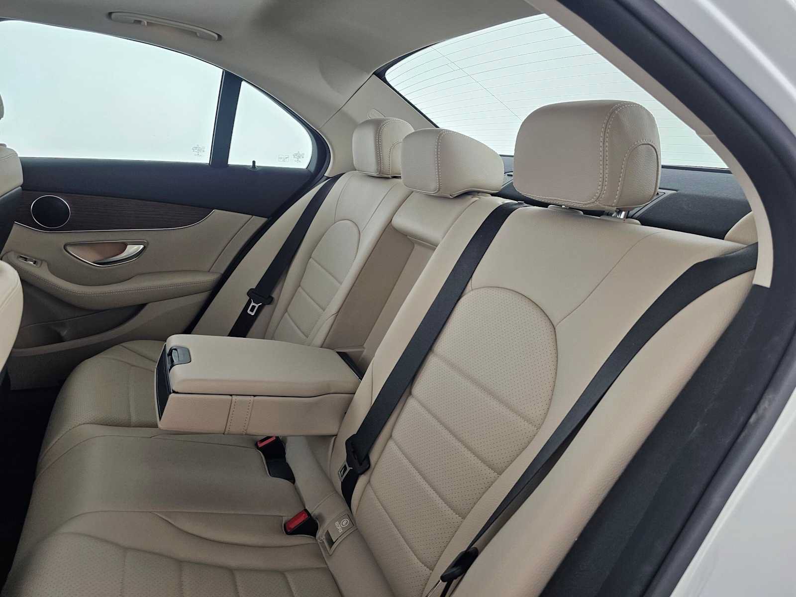 Used 2019 Mercedes-Benz C 300 Sedan image 17