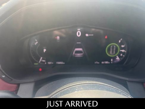 Used 2025 MAZDA CX-70 Plug-In Hybrid w/ Premium Plus AWD/4WD image 17
