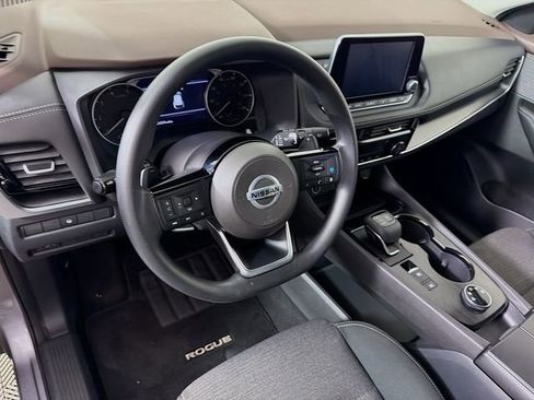 Certified 2021 Nissan Rogue SV AWD/4WD image 11