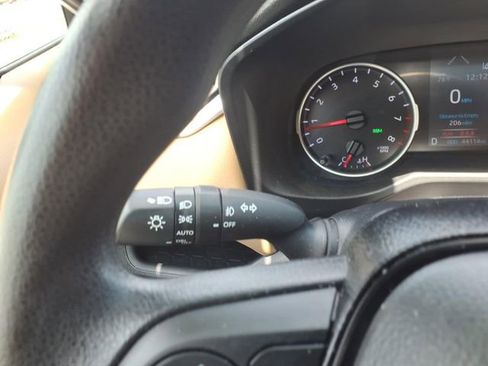 Used 2020 Toyota RAV4 XLE w/ Convenience Package FWD image 20