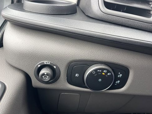New 2026 Ford Transit 350 XLT image 21