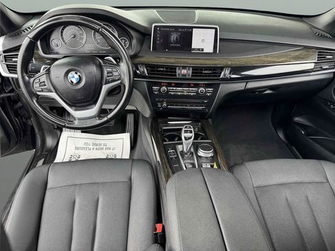 Used 2018 BMW X5 sDrive35i w/ M Sport Package RWD image 12