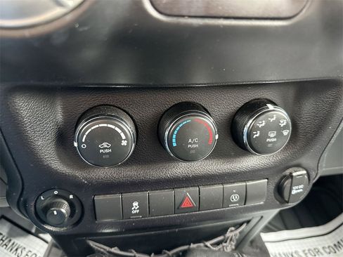 Used 2016 Jeep Wrangler Unlimited Sahara w/ Connectivity Group image 14