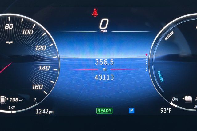 Used 2024 Mercedes-Benz GLE 450e 4MATIC image 32