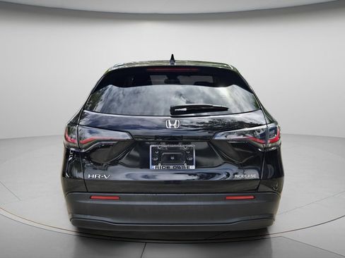 Used 2023 Honda HR-V LX image 6