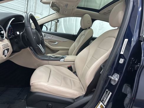 Used 2019 Mercedes-Benz C 300 Sedan image 21