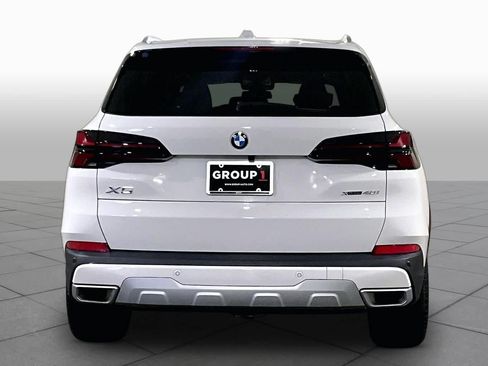 Used 2024 BMW X5 xDrive40i w/ Premium Package AWD/4WD image 4