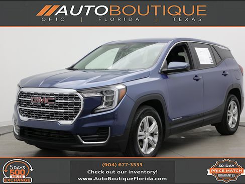 Used 2024 GMC Terrain SLE FWD image 1