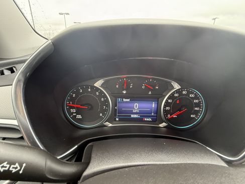 Used 2019 Chevrolet Equinox LT image 8