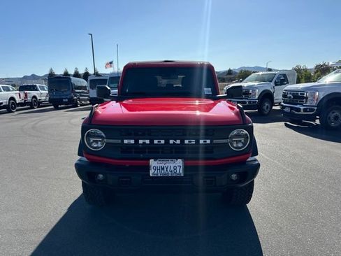 Certified 2023 Ford Bronco Black Diamond AWD/4WD image 3