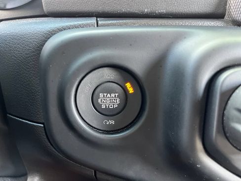 Used 2022 Jeep Wrangler Unlimited Rubicon 4xe w/ Cold Weather Group AWD/4WD image 35