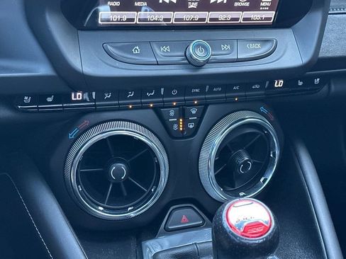 Used 2016 Chevrolet Camaro SS RWD image 19