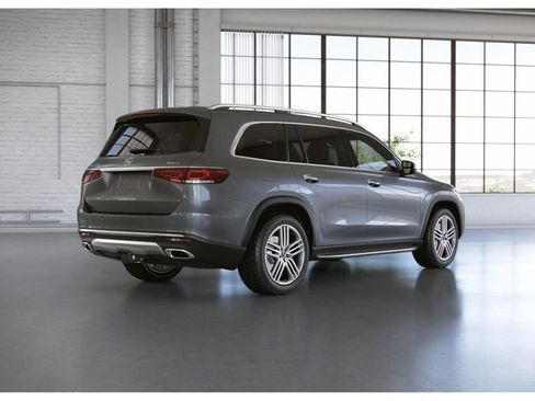 Certified 2022 Mercedes-Benz GLS 450 4MATIC image 22