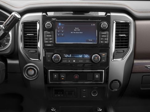 Used 2016 Nissan Titan Platinum Reserve AWD/4WD image 12