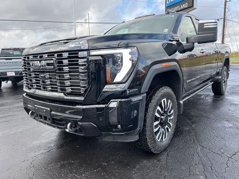 Used 2024 GMC Sierra 2500 Denali Ultimate w/ LPO, GMC Protection Package image 1