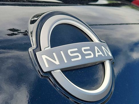Used 2023 Nissan Rogue S AWD/4WD image 28