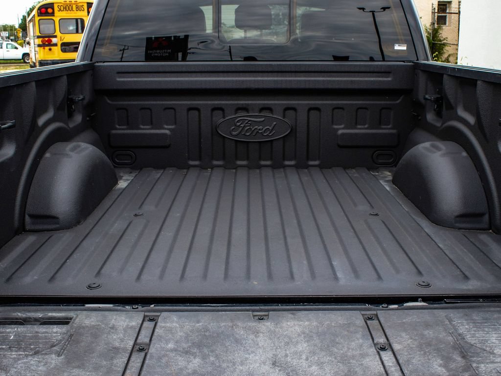 Used 2022 Ford F150 Raptor w/ Equipment Group 801A High AWD/4WD image 40