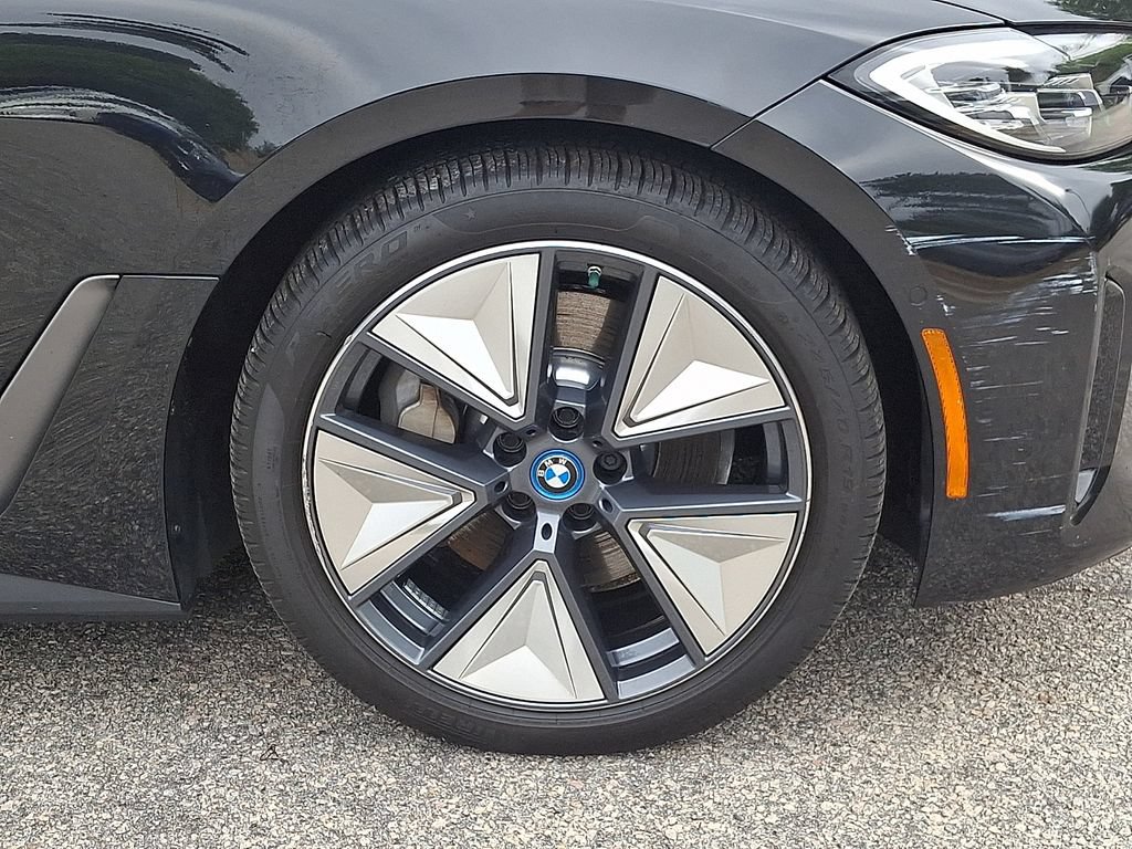 Used 2023 BMW i4 eDrive40 w/ Premium Package RWD image 8