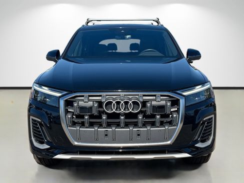 Used 2025 Audi Q7 2.0T Premium image 8