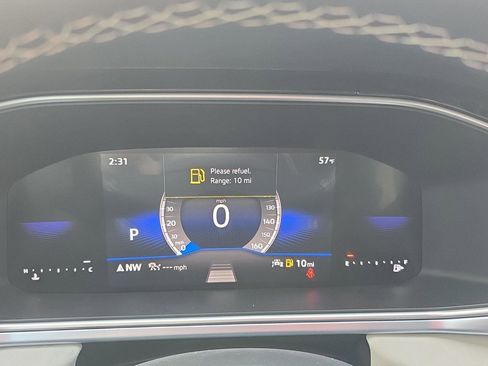 New 2026 Volkswagen Taos SE image 18