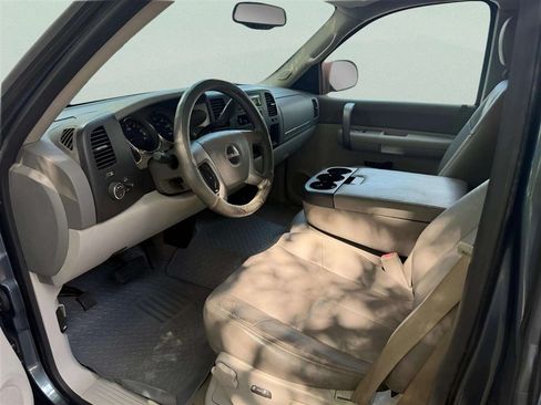Used 2008 GMC Sierra 1500 SLE w/ Power Pack Plus RWD image 10