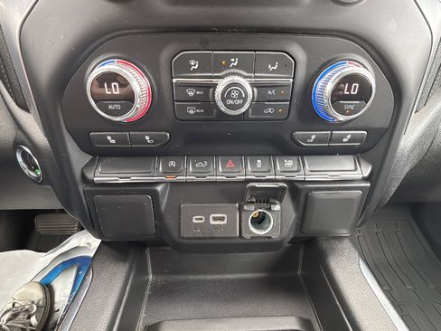 Used 2021 GMC Sierra 1500 Elevation image 20