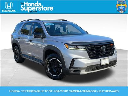 Certified 2025 Honda Pilot TrailSport