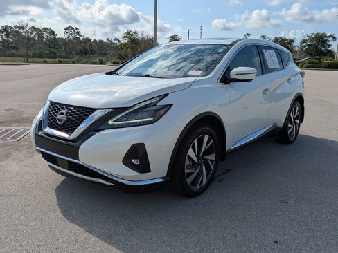 Used 2023 Nissan Murano SL w/ SL Moonroof Package FWD image 9