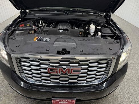 Used 2019 GMC Yukon XL Denali w/ Denali Ultimate Package AWD/4WD image 37