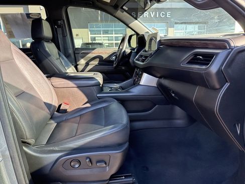 Used 2021 Chevrolet Tahoe LT image 22