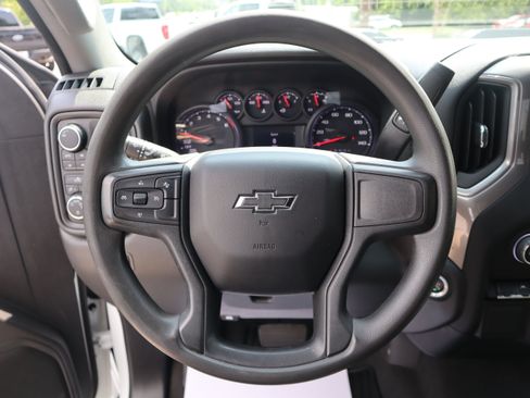 Used 2022 Chevrolet Silverado 1500 Custom Trail Boss AWD/4WD image 16