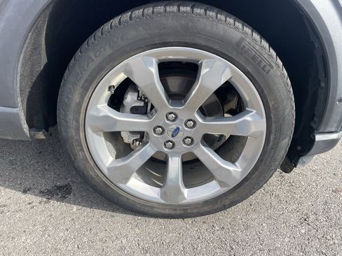 Used 2020 Ford Explorer Platinum w/ Premium Technology Package image 33