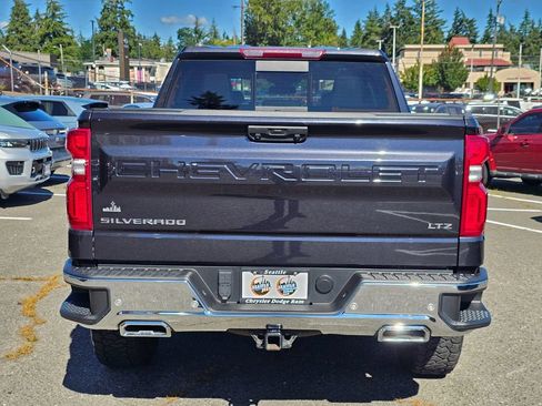 Used 2022 Chevrolet Silverado 1500 LTZ AWD/4WD image 6