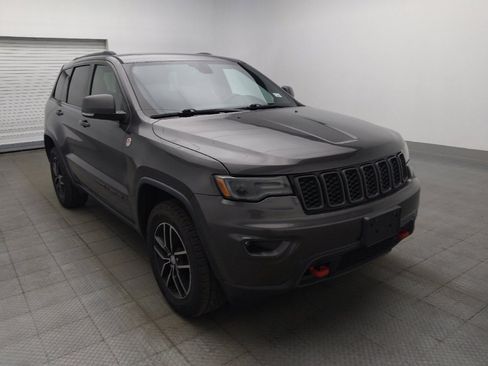 Used 2018 Jeep Grand Cherokee Trailhawk w/ Trailhawk Luxury Group AWD/4WD image 13