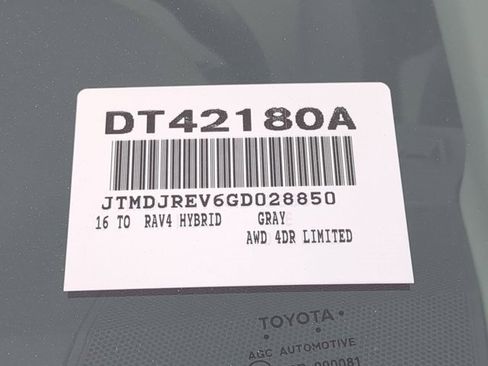 Certified 2016 Toyota RAV4 Limited image 19