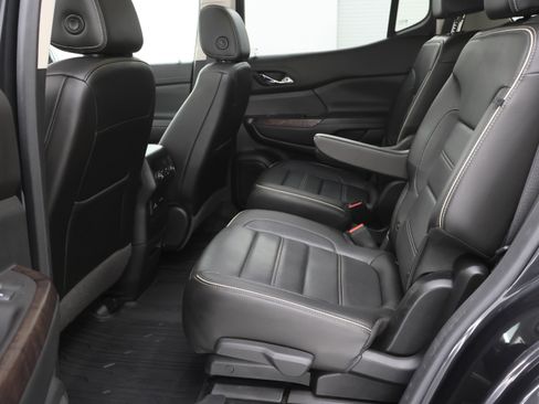 Used 2020 GMC Acadia Denali w/ Trailering Package image 9