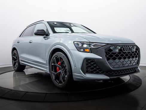 New 2026 Audi RS Q8 performance image 2