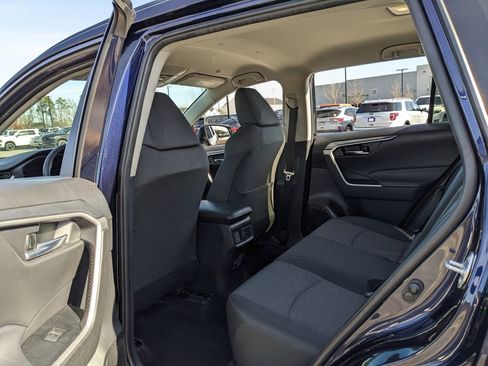 Used 2024 Toyota RAV4 XLE image 33