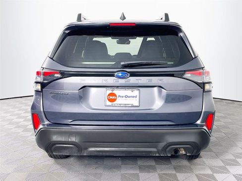 Certified 2025 Subaru Forester Premium image 9