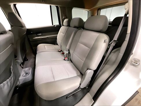Used 2009 Dodge Durango SLT image 25