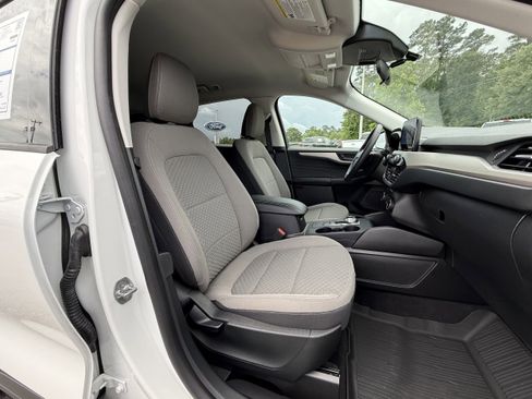 Certified 2022 Ford Escape SE w/ Convenience Package AWD/4WD image 11